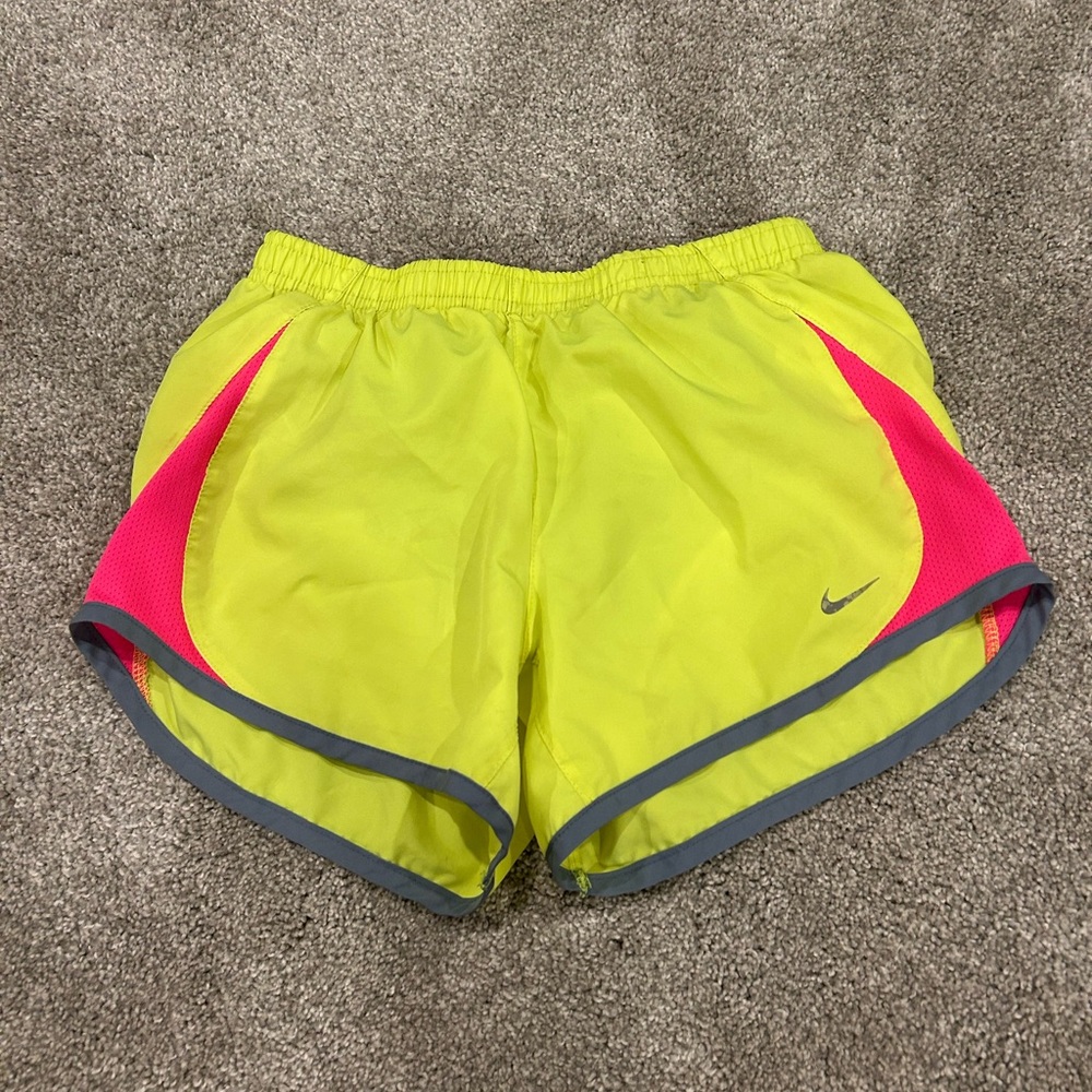 Nike girls shorts